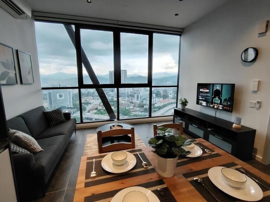 Scarletz Suites Klcc By Deko กัวลาลัมเปอร์ ภายนอก รูปภาพ